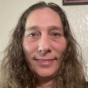 Meet your Posher, Evelyn